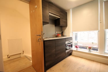1 bed studio, The Bruce Building, Denton, Newcastle, NE17RP - Image 2